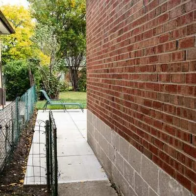 35,&nbsp;Silverhill, Islington-City Centre West, Toronto