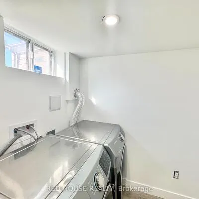 144,&nbsp;Laura, Glenfield-Jane Heights, Toronto