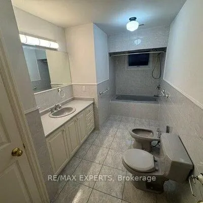 273,&nbsp;Gary, Humberlea-Pelmo Park W4, Toronto