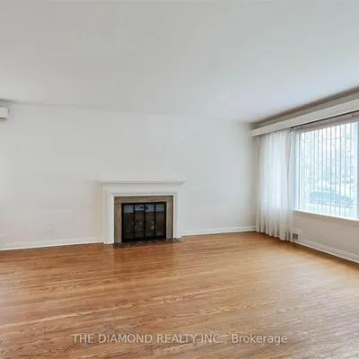4670,&nbsp;Dundas, Edenbridge-Humber Valley, Toronto