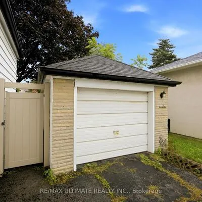 355,&nbsp;Culford, Maple Leaf, Toronto