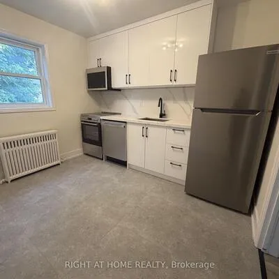 3384,&nbsp;Lake Shore, Long Branch, Toronto