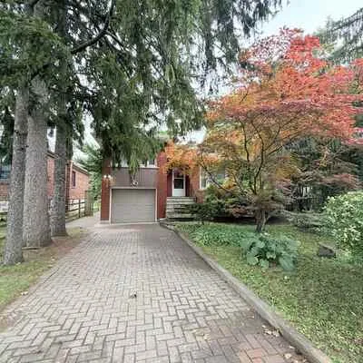 36,&nbsp;Royalavon, Islington-City Centre West, Toronto