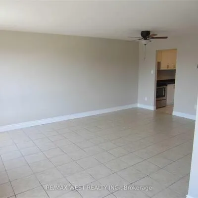2965,&nbsp;Islington, Humber Summit, Toronto