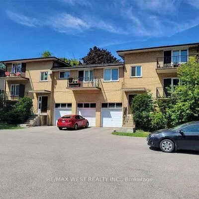 15,&nbsp;Cannon, Stonegate-Queensway, Toronto