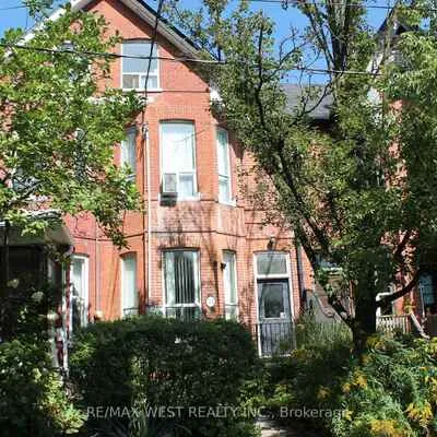 78,&nbsp;Wright, Roncesvalles, Toronto