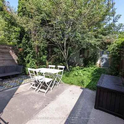 68,&nbsp;Garnet, Dovercourt-Wallace Emerson-Junction, Toronto