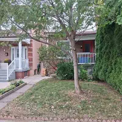 60,&nbsp;Gillespie, Weston-Pellam Park, Toronto
