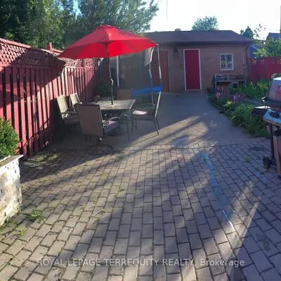 150,&nbsp;Osler, Weston-Pellam Park, Toronto
