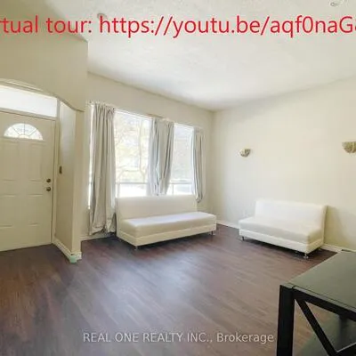 104,&nbsp;Twenty Fifth, Long Branch, Toronto