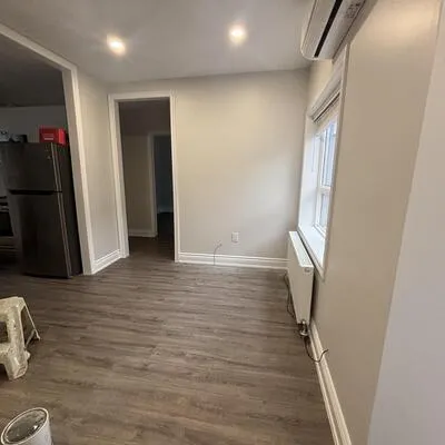 3289,&nbsp;Lakeshore, Long Branch, Toronto