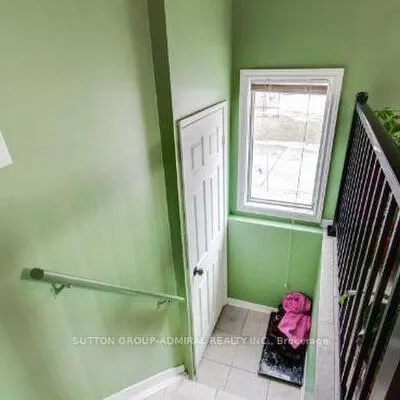 2538,&nbsp;Weston, Humberlea-Pelmo Park W4, Toronto