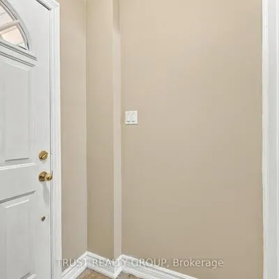 2279,&nbsp;Dundas, High Park-Swansea, Toronto