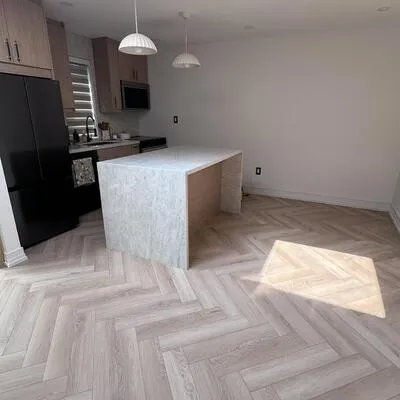 51,&nbsp;Batavia, Rockcliffe-Smythe, Toronto