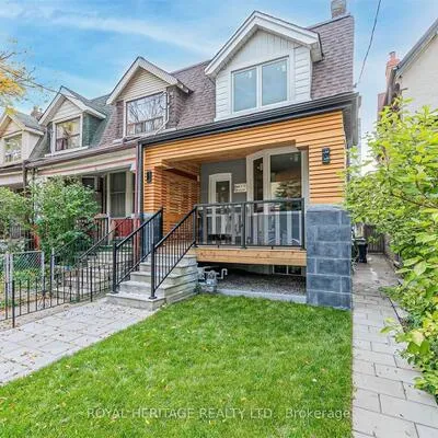 66a,&nbsp;Bellevue, Kensington-Chinatown, Toronto