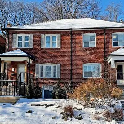 72,&nbsp;Mann, Mount Pleasant East, Toronto