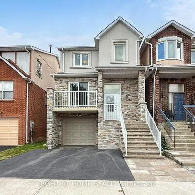 9,&nbsp;Festival, Westminster-Branson, Toronto