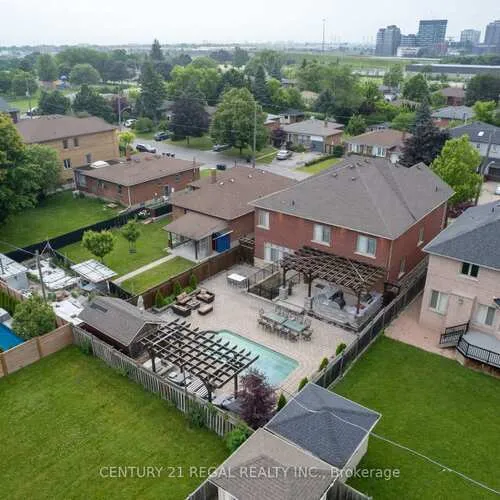 Premium freehold home for sale: 127, Sultana, Englemount-Lawrence, Toronto