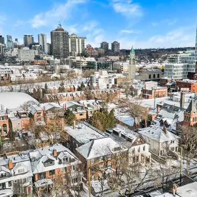 28,&nbsp;Macpherson, Annex, Toronto