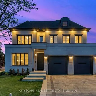 140,&nbsp;Hillmount, Englemount-Lawrence, Toronto
