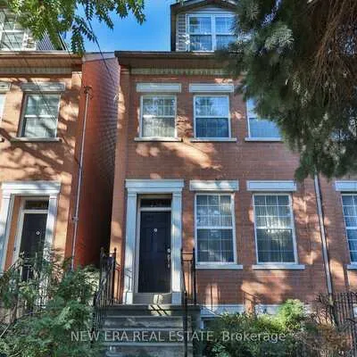 238,&nbsp;George, Moss Park, Toronto