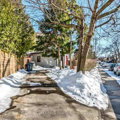 319,&nbsp;Wychwood, Humewood-Cedarvale, Toronto