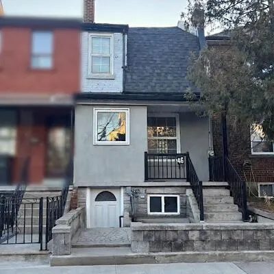 46,&nbsp;Coolmine, Little Portugal, Toronto