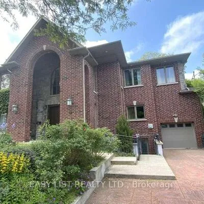98,&nbsp;Burbank, Bayview Village, Toronto