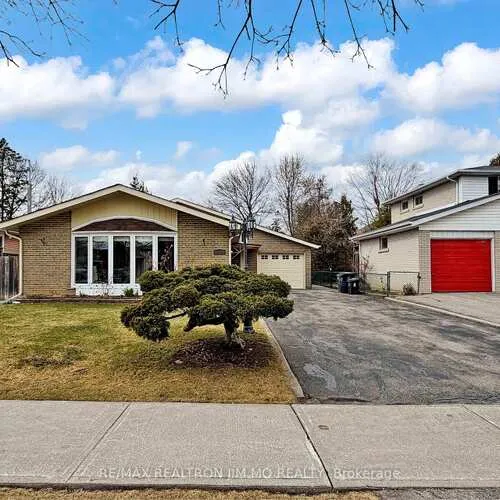 Premium freehold home for sale: 50, Nymark, Don Valley Village, Toronto