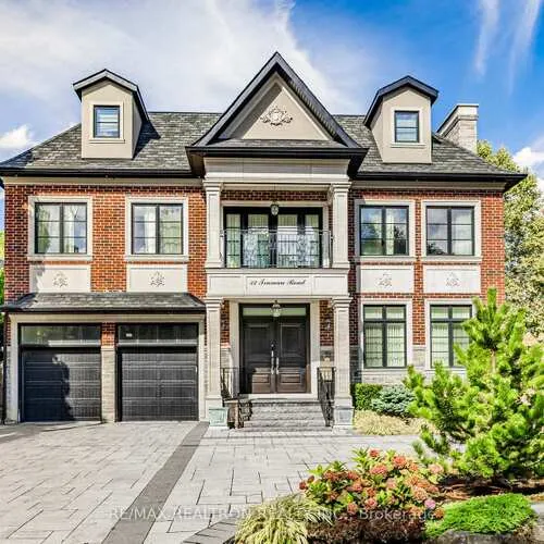 Premium freehold home for sale: 32, Truman, St. Andrew-Windfields, Toronto