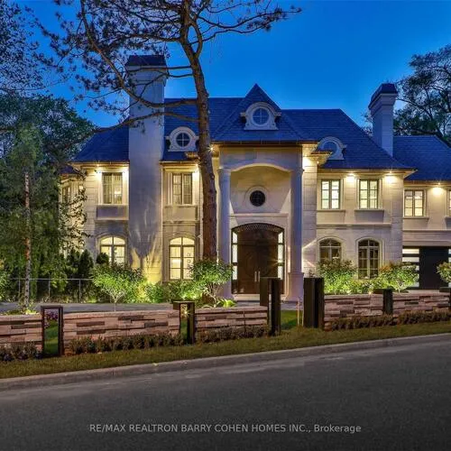 Premium freehold home for sale: 382, Old Yonge, St. Andrew-Windfields, Toronto