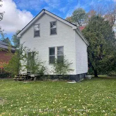 192,&nbsp;Pemberton, Newtonbrook East, Toronto