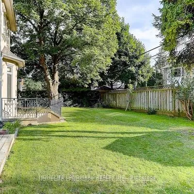 34,&nbsp;Moccasin, Banbury-Don Mills, Toronto