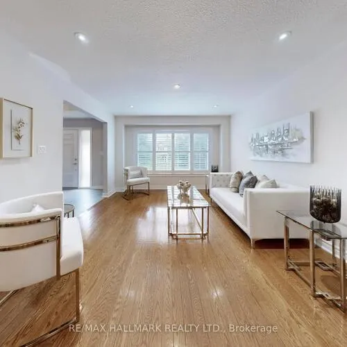 Premium freehold home for sale: 2, Butterfield, Parkwoods-Donalda, Toronto