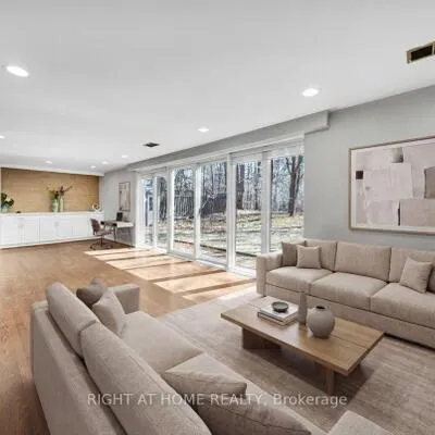 23,&nbsp;Christine, Willowdale West, Toronto