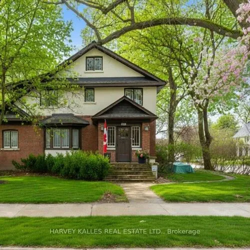 Premium freehold home for sale: 1350, Mount Pleasant, Lawrence Park South, Toronto