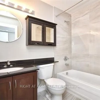 488,&nbsp;King, Moss Park, Toronto