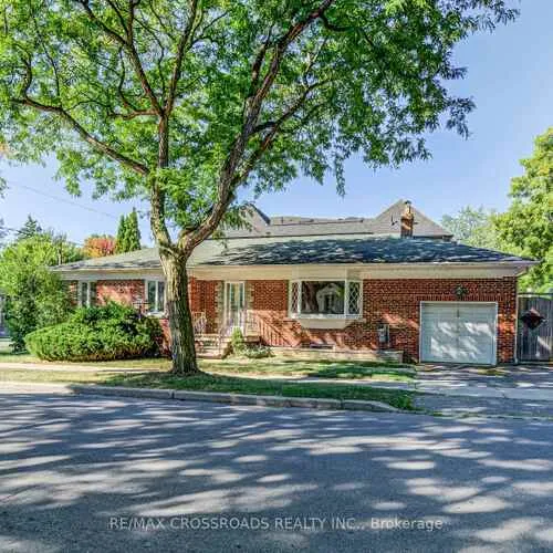 Premium freehold home for sale: 156, Florence, Lansing-Westgate, Toronto