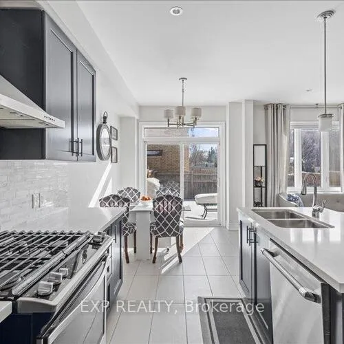 Premium freehold home for sale: 7, Goldthread, Bathurst Manor, Toronto