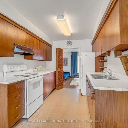 Premium freehold home for sale: 12, Ruden, Parkwoods-Donalda, Toronto