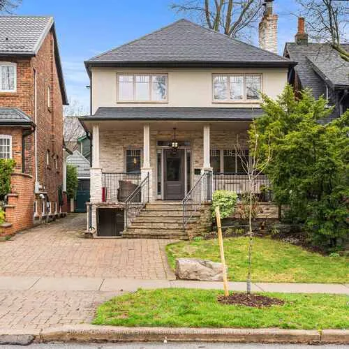 Premium freehold home for sale: 51, Inglewood, Rosedale-Moore Park, Toronto