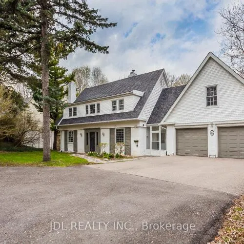 Premium freehold home for sale: 6, Farmingdale, Bayview Village, Toronto