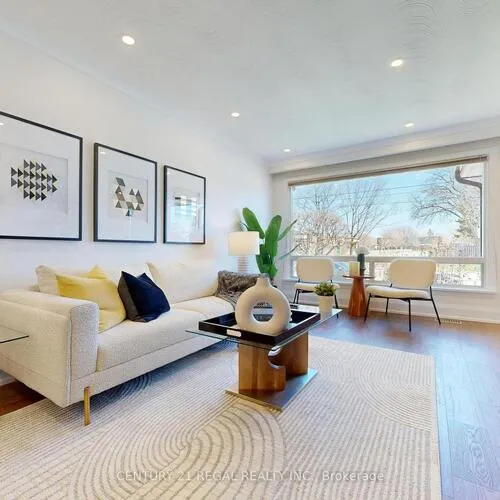 Premium freehold home for sale: 126, Fenside, Parkwoods-Donalda, Toronto