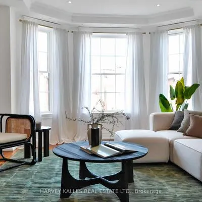 140,&nbsp;Bedford, Annex, Toronto