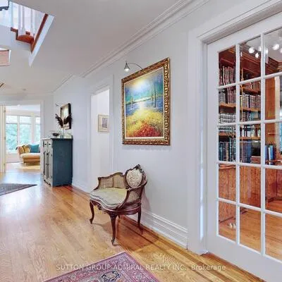 27,&nbsp;Shelborne, Bedford Park-Nortown, Toronto