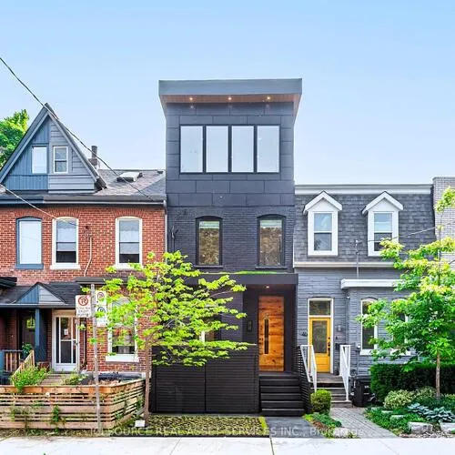 Premium freehold home for sale: 44, Massey, Niagara, Toronto