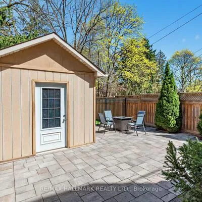 192,&nbsp;Erskine, Mount Pleasant East, Toronto