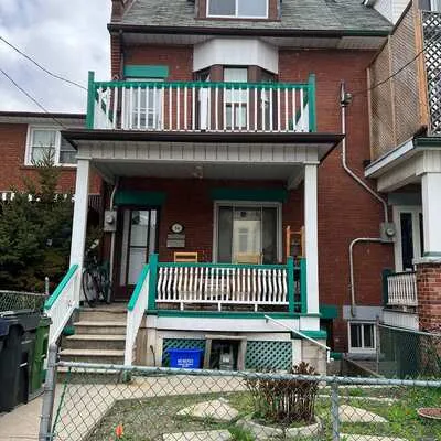 36,&nbsp;Nassau, Kensington-Chinatown, Toronto