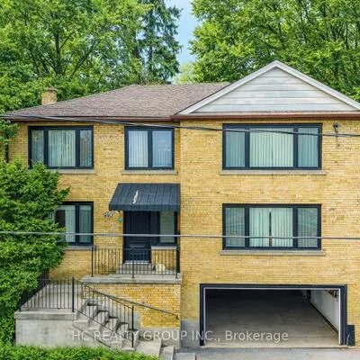 840,&nbsp;Davenport, Wychwood, Toronto