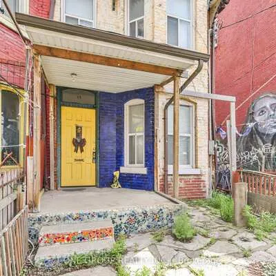 15,&nbsp;Kensington, Kensington-Chinatown, Toronto